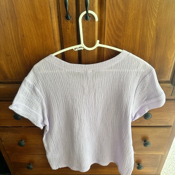 Light Purple Calvin Klein Top - Picture 4 of 4